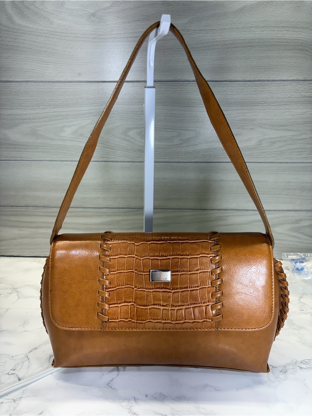 Source Unknown Camel Brown Shoulder Bag with Croc-Texture Panel